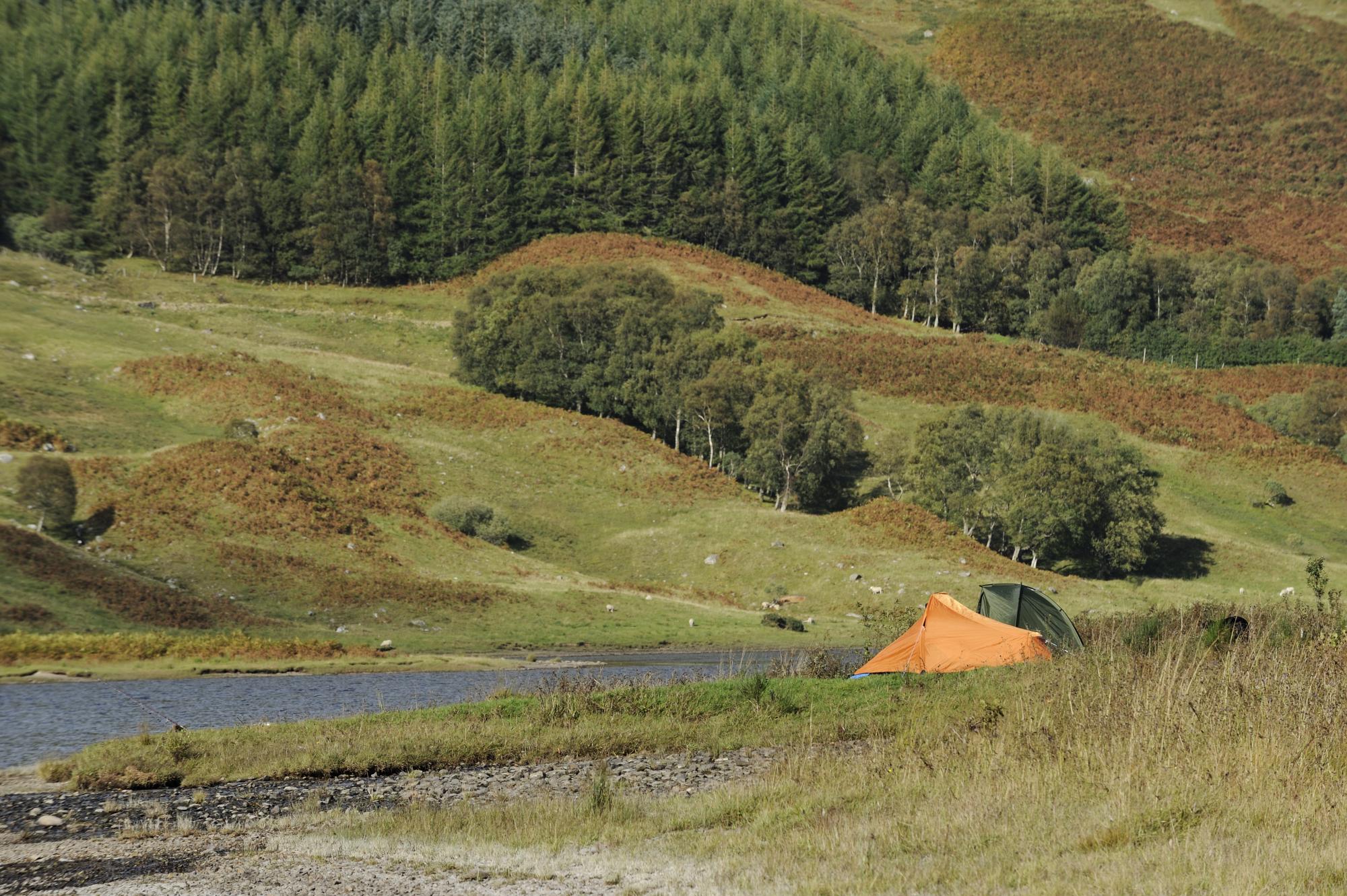 Wild camping on the shores of Loch Iubhair. ©Lorne Gill/NatureScot