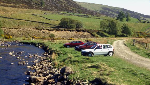 Car parking, Glenisla. George Logan/SNH. For information on reproduction rights contact the Scottish Natural Heritage Image Library on Tel. 01738 444177 or www.nature.scot